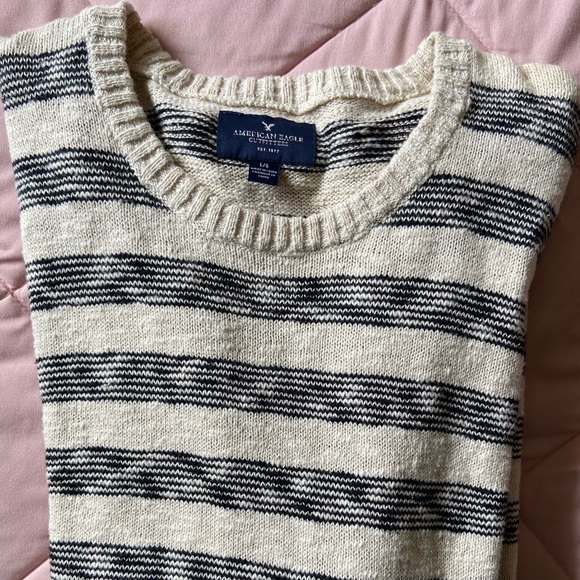 American eagle sweater - Picture 2 of 3